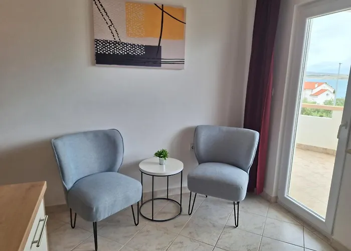 Apartments Donadic Ii, Caska