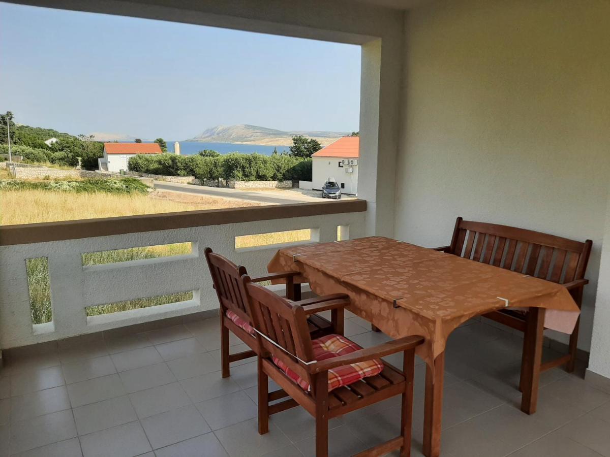 Donadic Ii, Caska Apartment Novalja