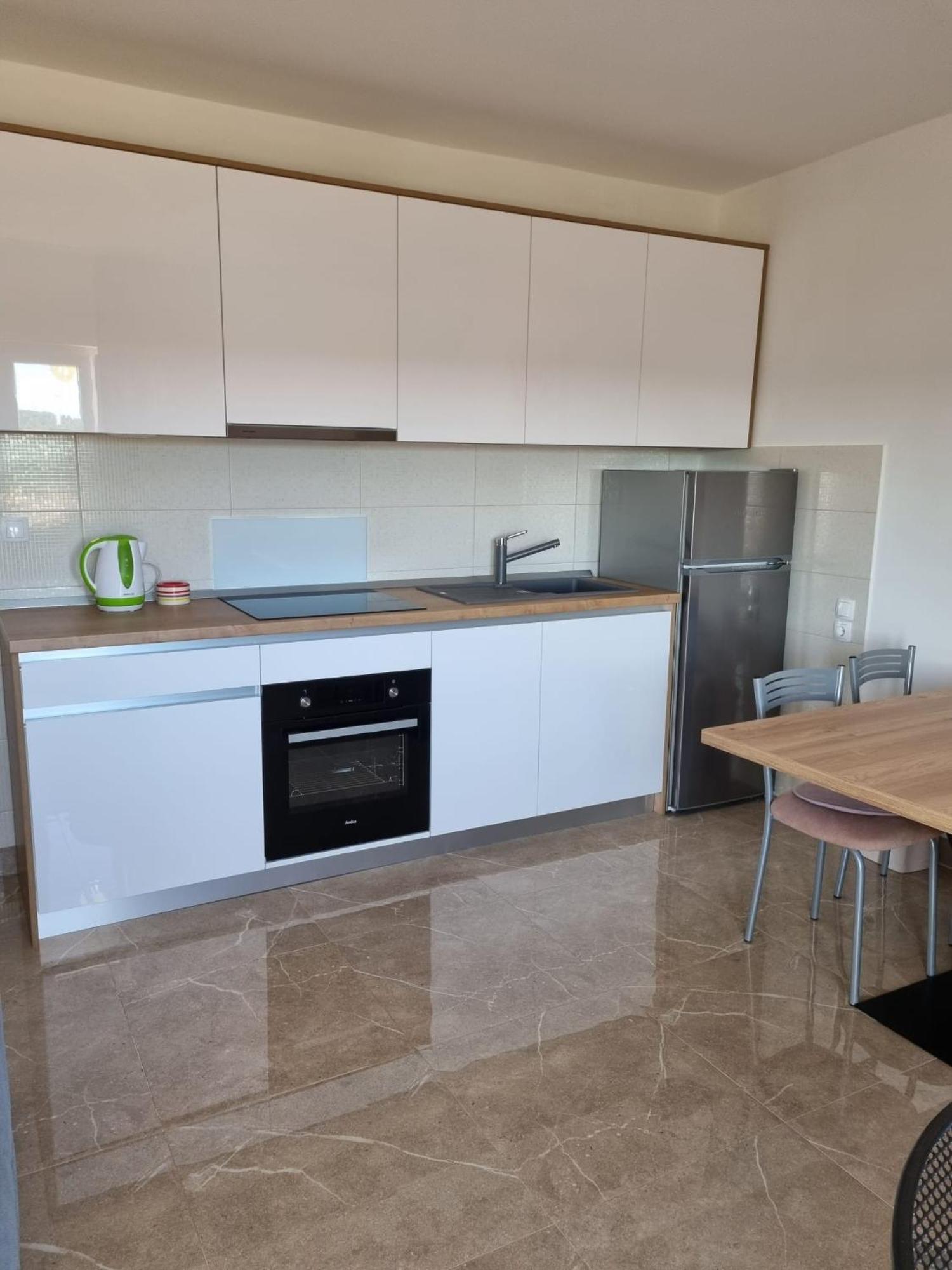 Apartment Donadic Ii, Caska *