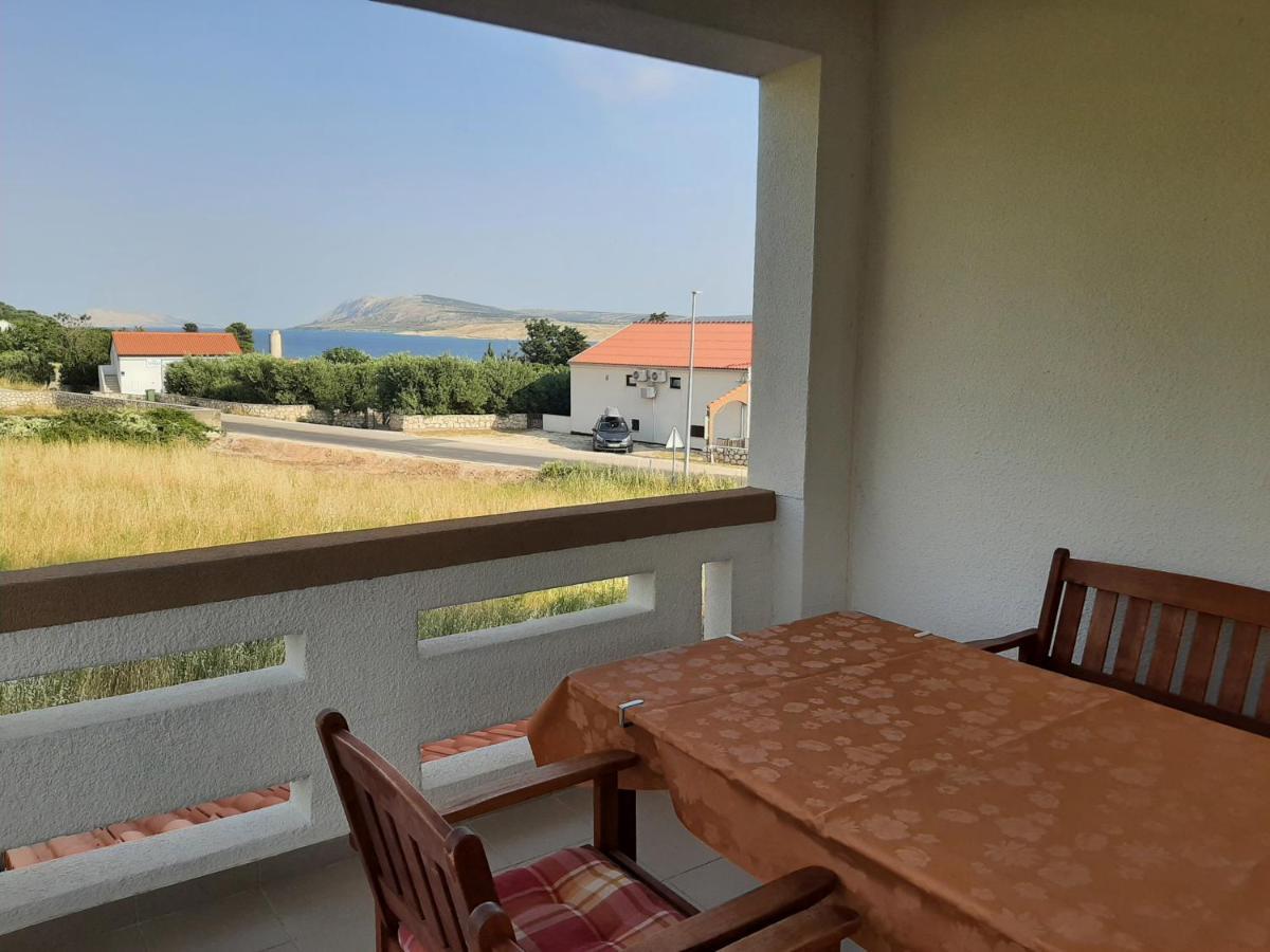 Donadic Ii, Caska Apartman