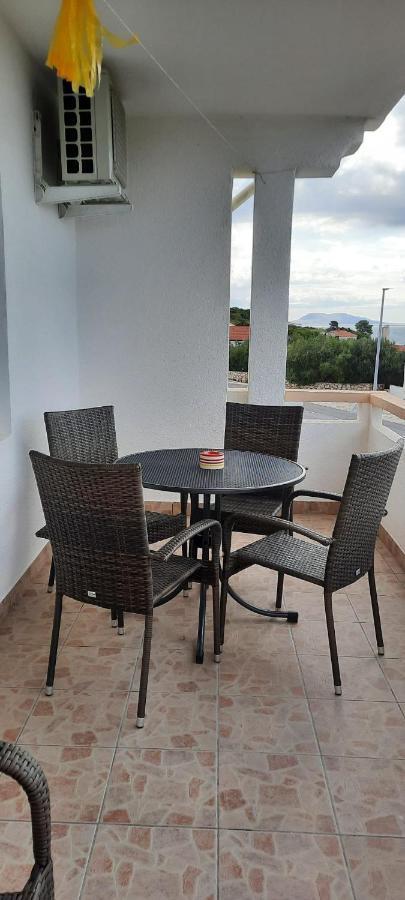 Apartman Donadic Ii, Caska *